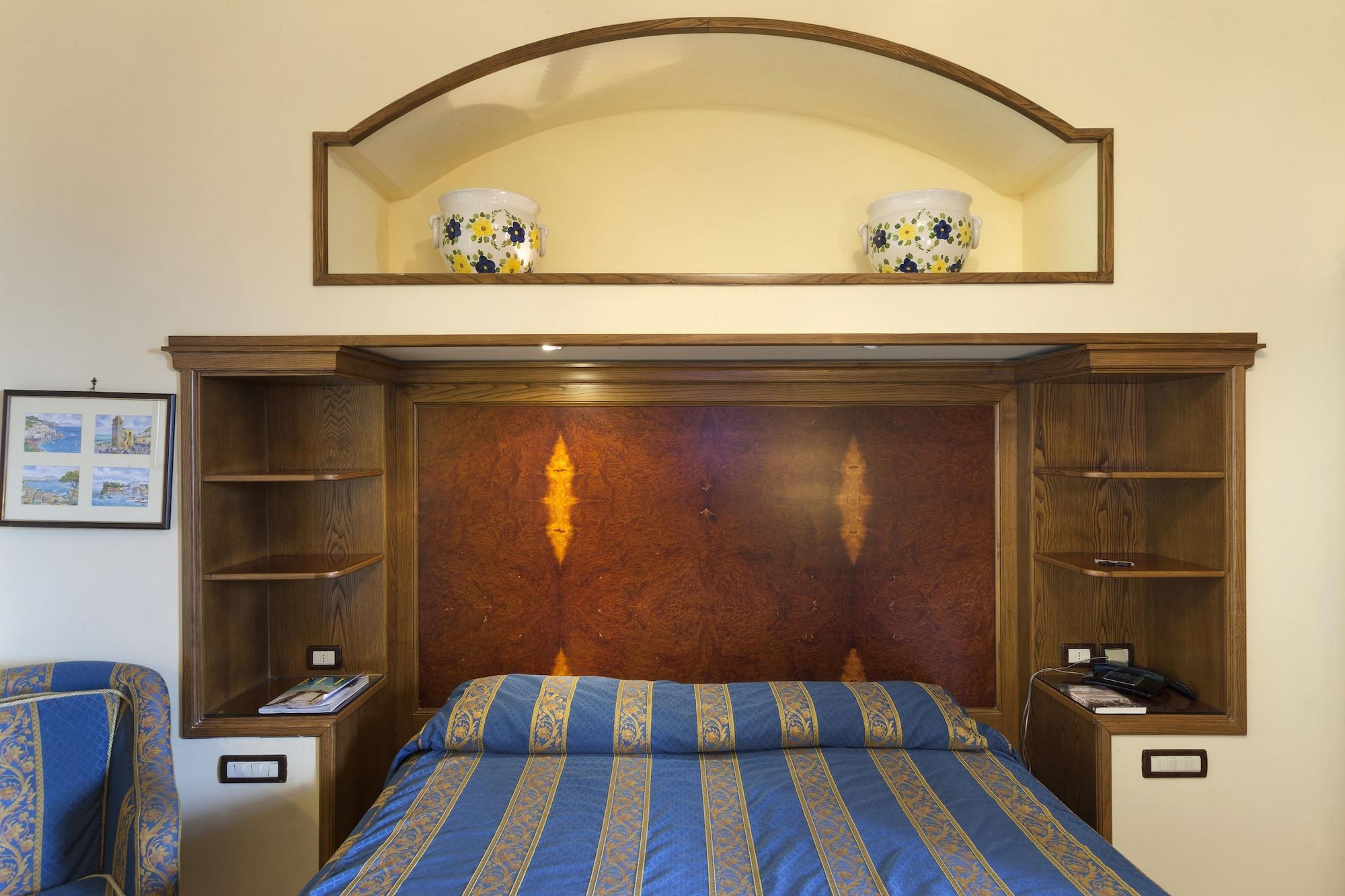 Hotel La Tonnarella Sorrento Dış mekan fotoğraf
