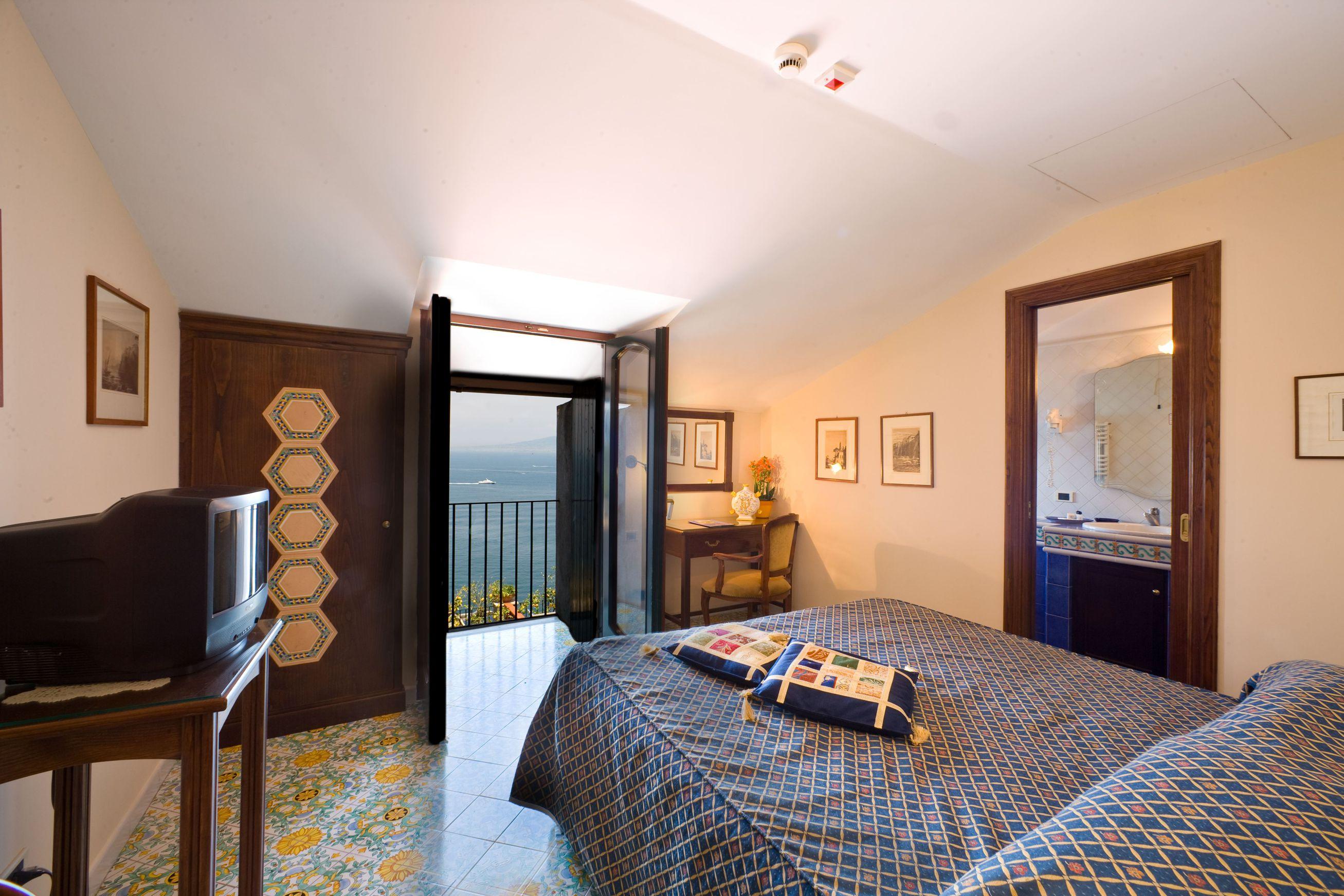 Hotel La Tonnarella Sorrento Dış mekan fotoğraf