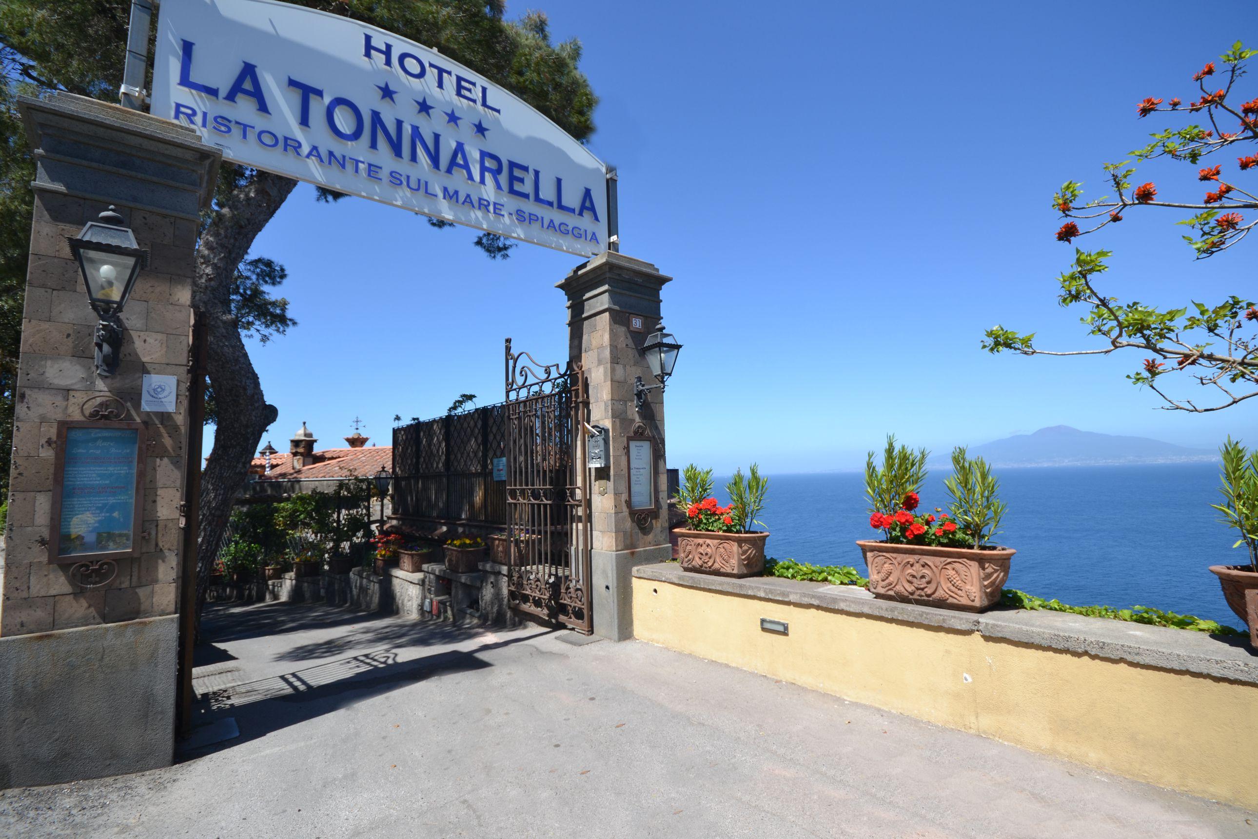 Hotel La Tonnarella Sorrento Dış mekan fotoğraf
