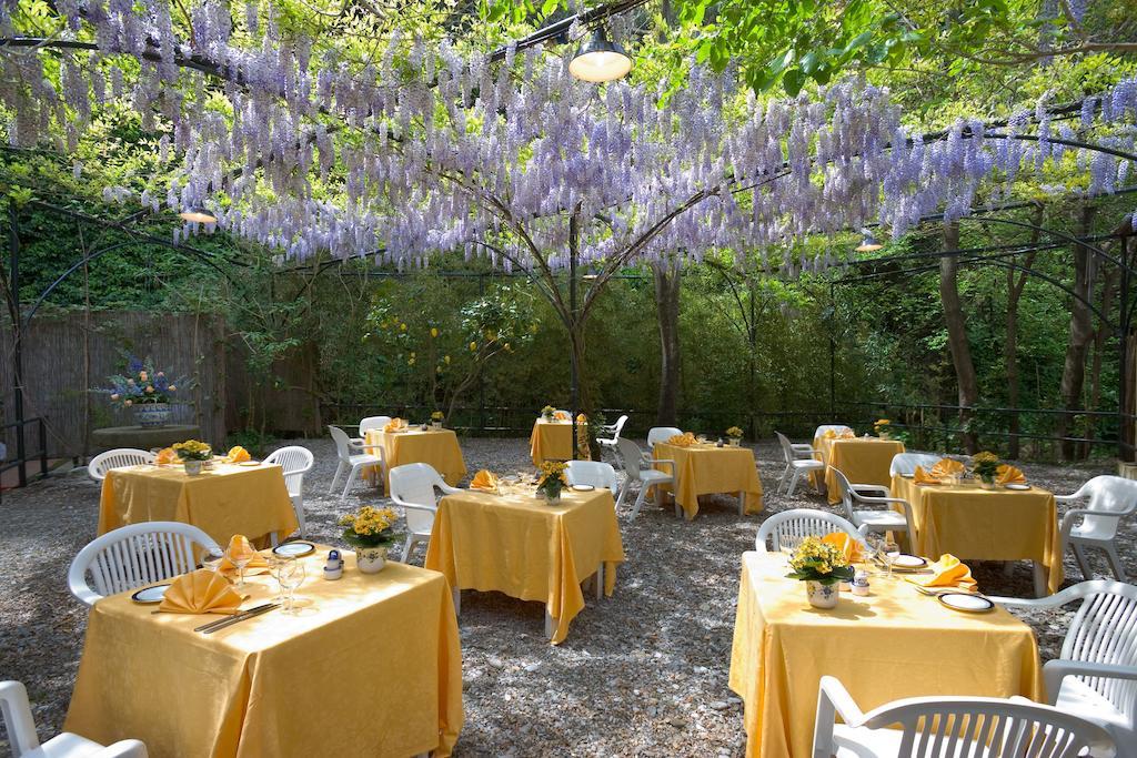 Hotel La Tonnarella Sorrento Dış mekan fotoğraf