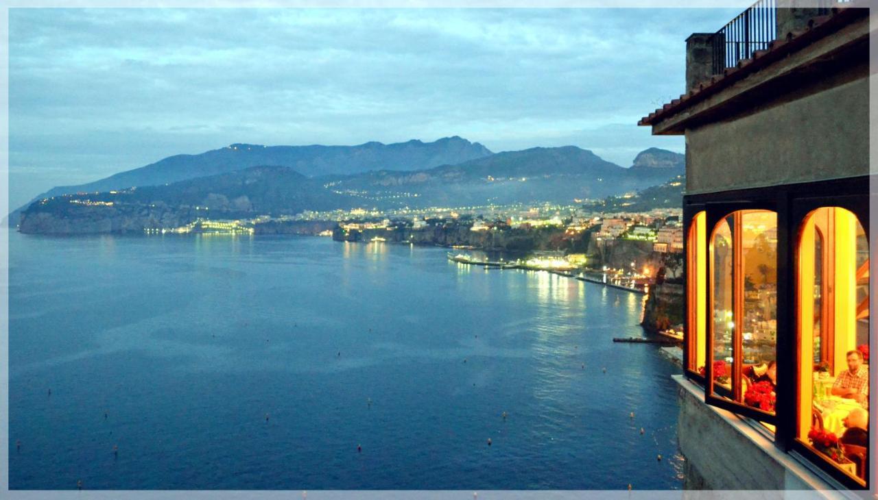 Hotel La Tonnarella Sorrento Dış mekan fotoğraf